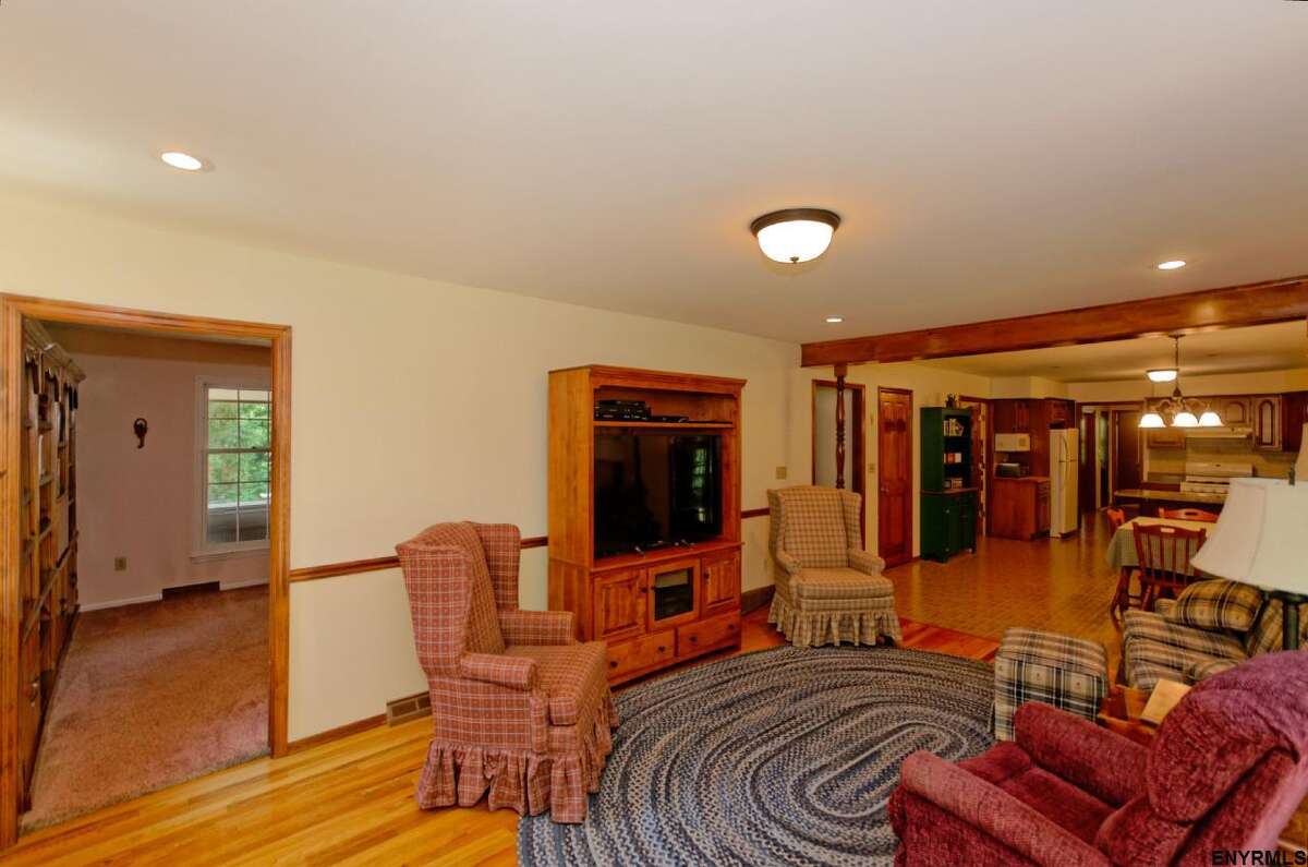 Capital Region homes with threeseason rooms