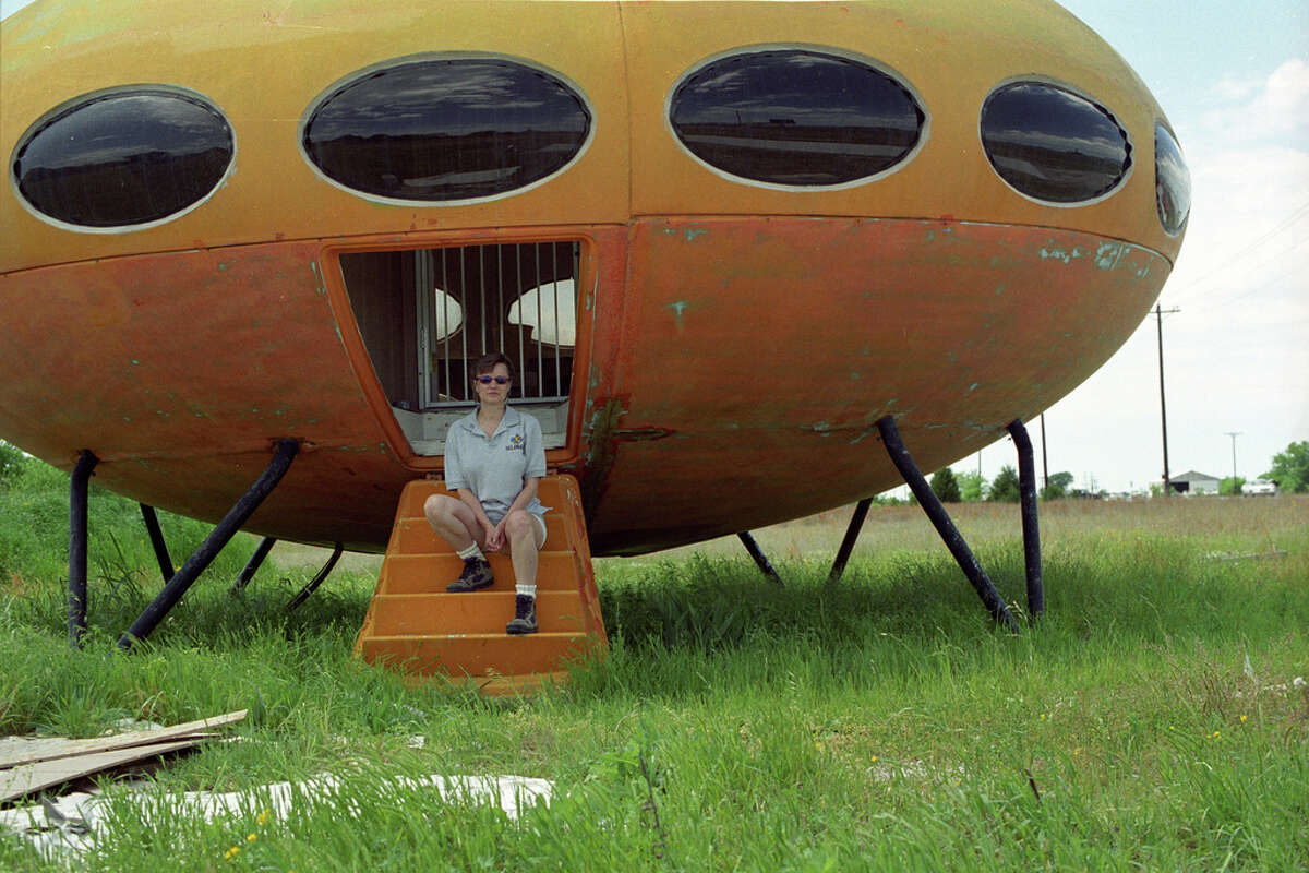 Texas structures resemble vintagelooking alien spaceships
