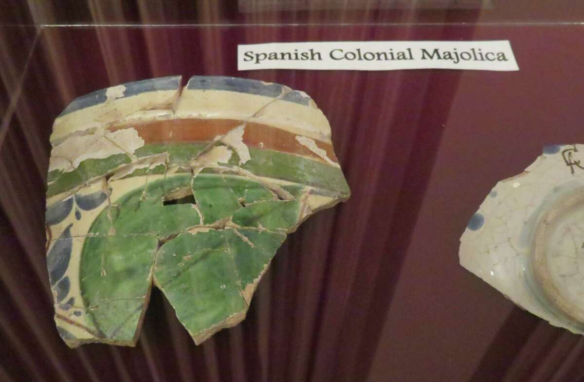 Weapons, personal items of Alamo defenders unveiled at onedayonly exhibit