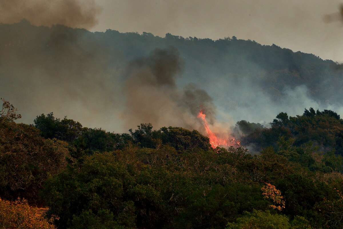 Fires burning near Sonoma