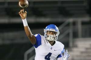 Jay's Zeno invited to national quarterback competition