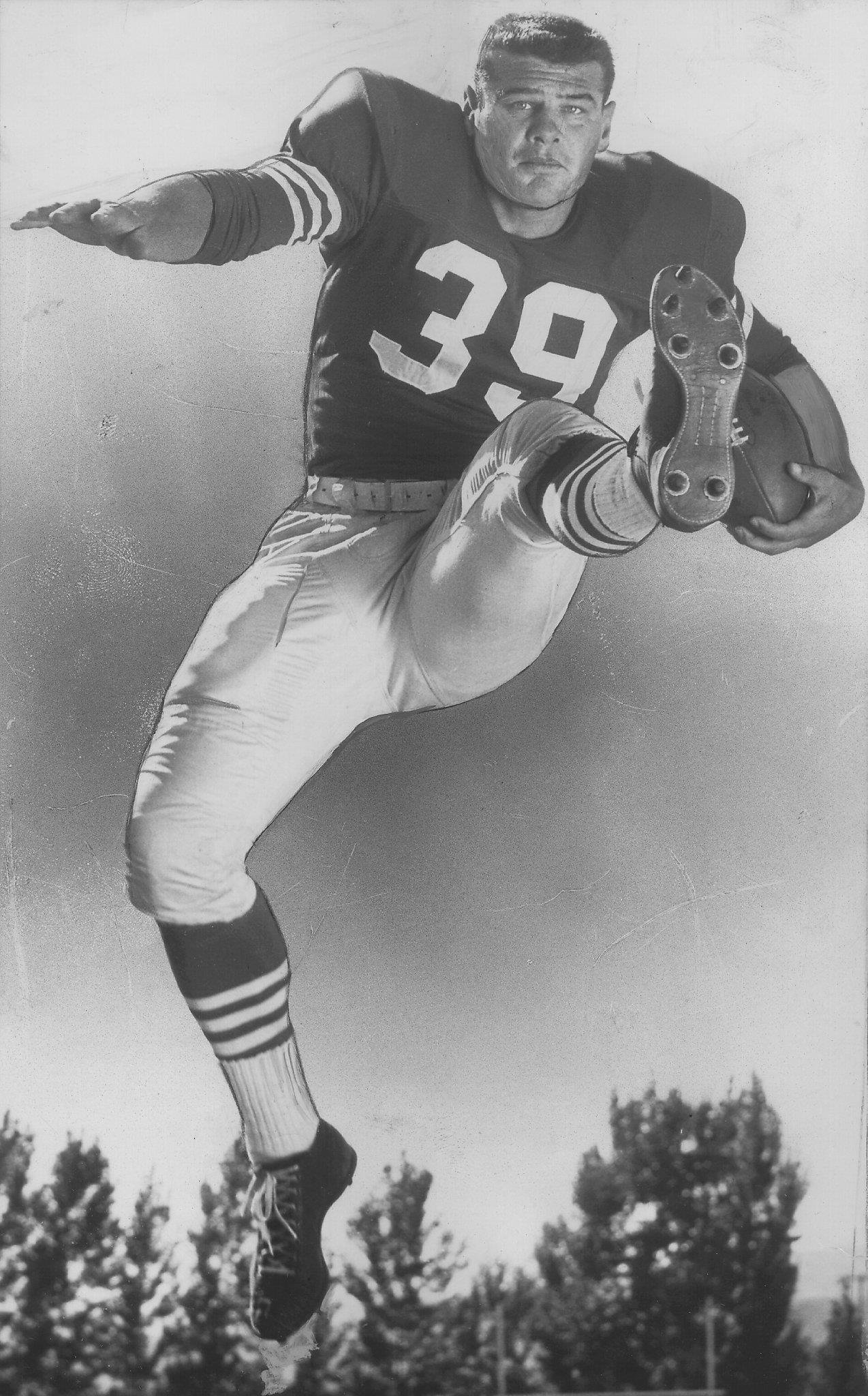 Hugh McElhenny recalls Y.A. Tittle, fellow member of 'Million