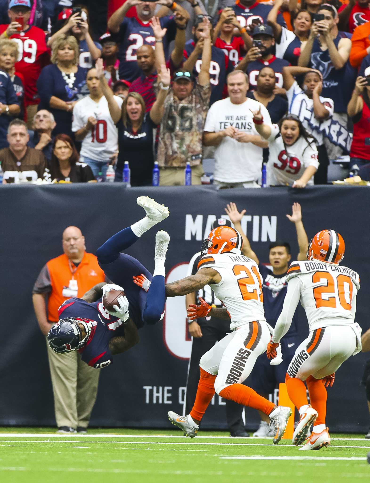 Deshaun Watson wears Warren Moon Oilers jersey - ABC13 Houston