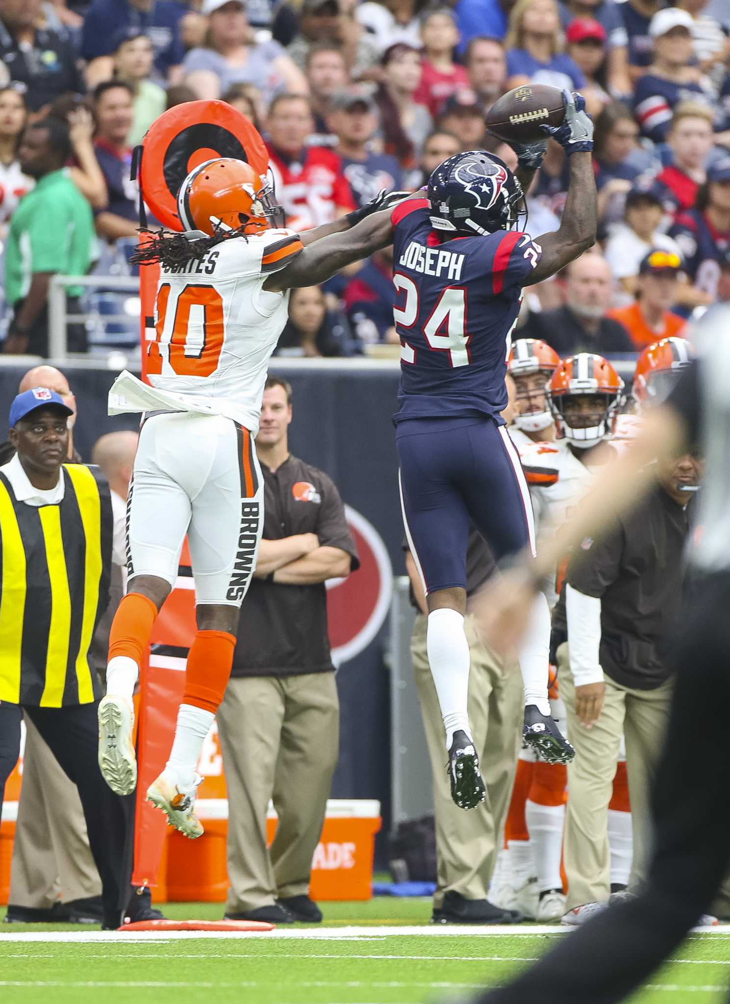 Texans' Deshaun Watson on wearing Warren Moon jersey: 'It's all love and  respect'