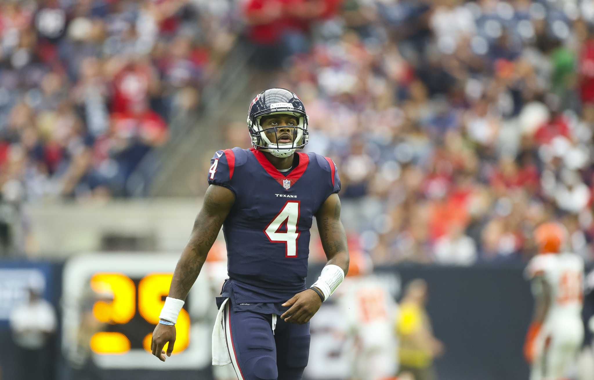 Houston Texans QB Deshaun Watson wears throwback Warren Moon