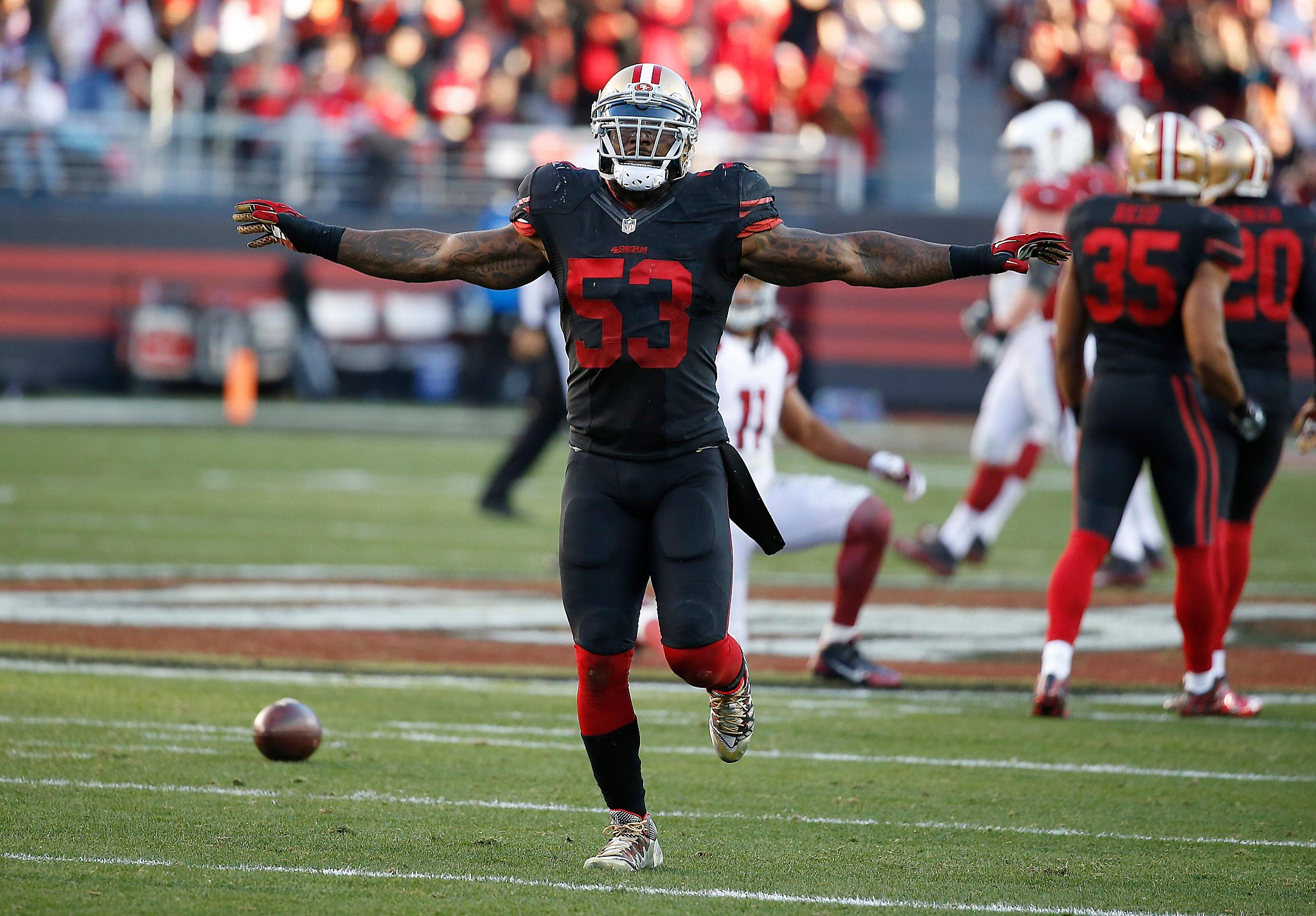 Raiders, NaVorro Bowman agree to 1-year deal