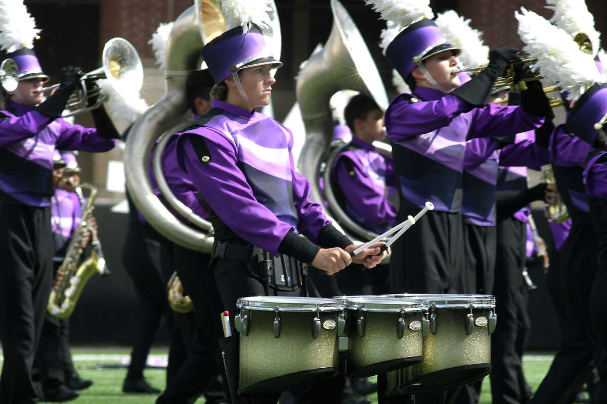 Photos 'Battle at the Berry' marching band contest