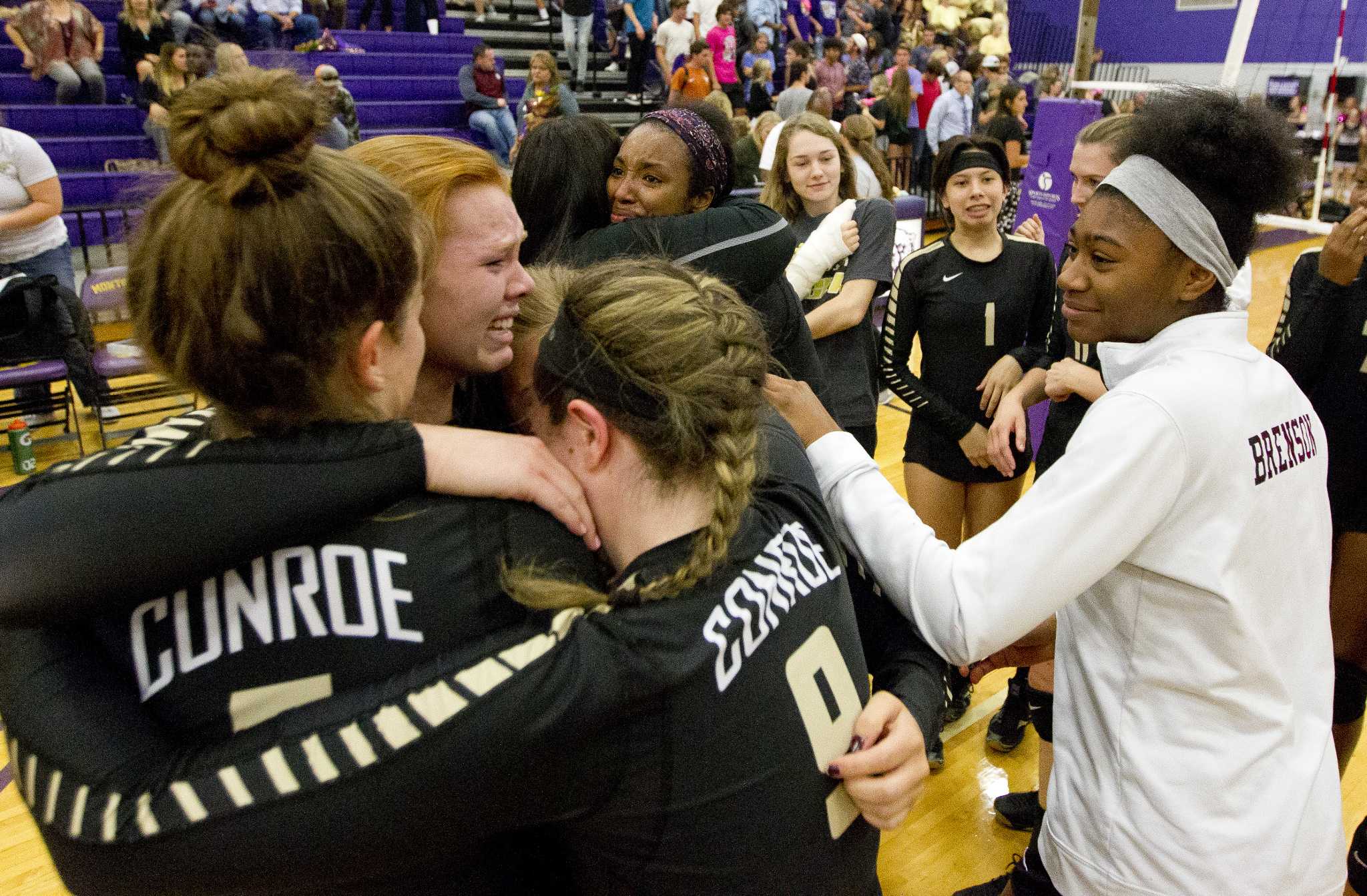 VOLLEYBALL: Conroe knocks off Montgomery to clinch first playoff spot ...