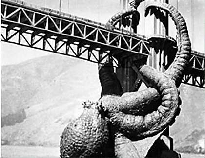 The bridge Hollywood loves to hate: Golden Gate Bridge destruction ...