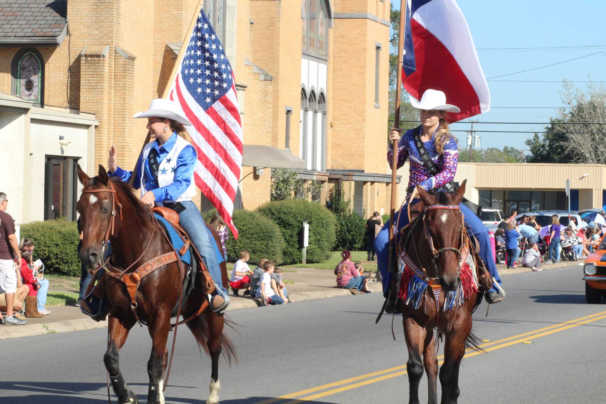 Rodeo parade keeps traditions alive in Liberty County