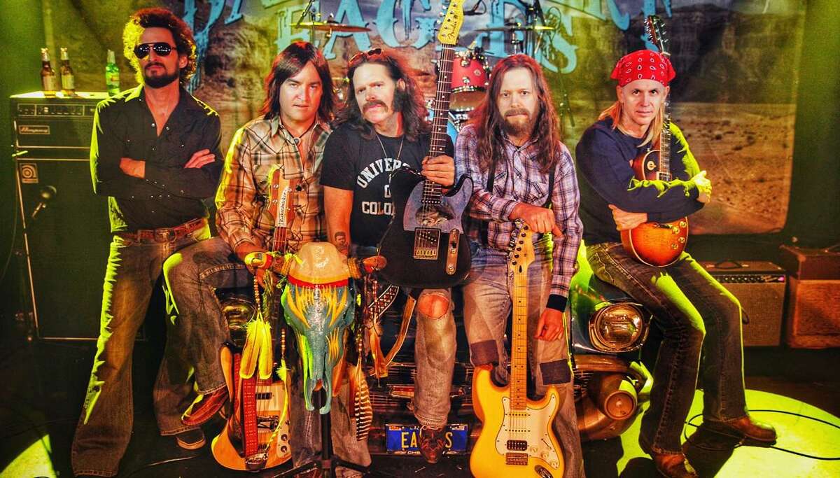 Acclaimed artists, including members of Extreme, in Dark Desert Eagles