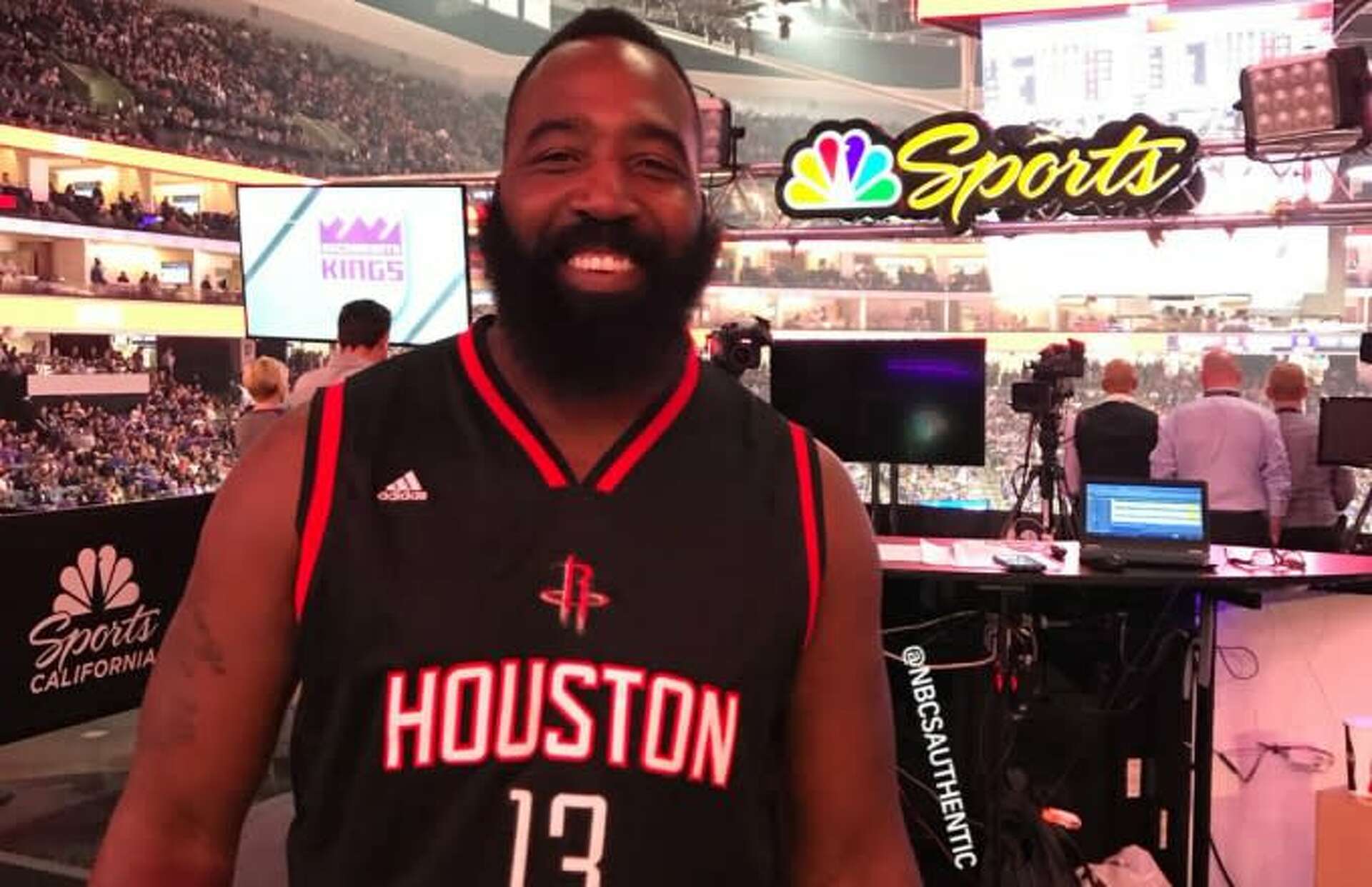 Twitter reacts to James Harden lookalike