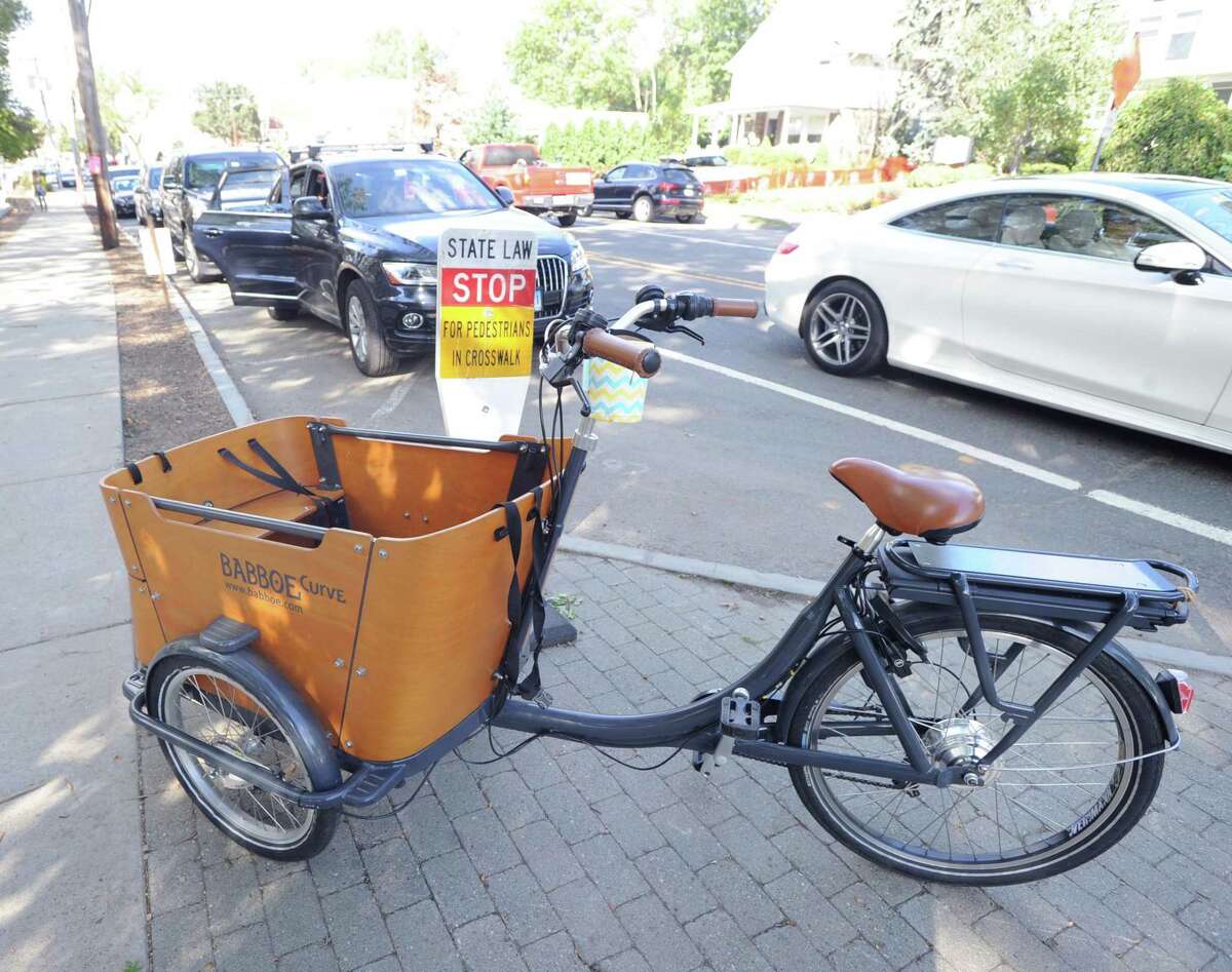 Box bikes take over Old Greenwich, Riverside