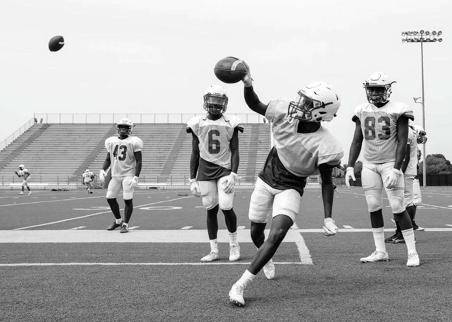 C.E. King football program unveils new field Houston Chronicle