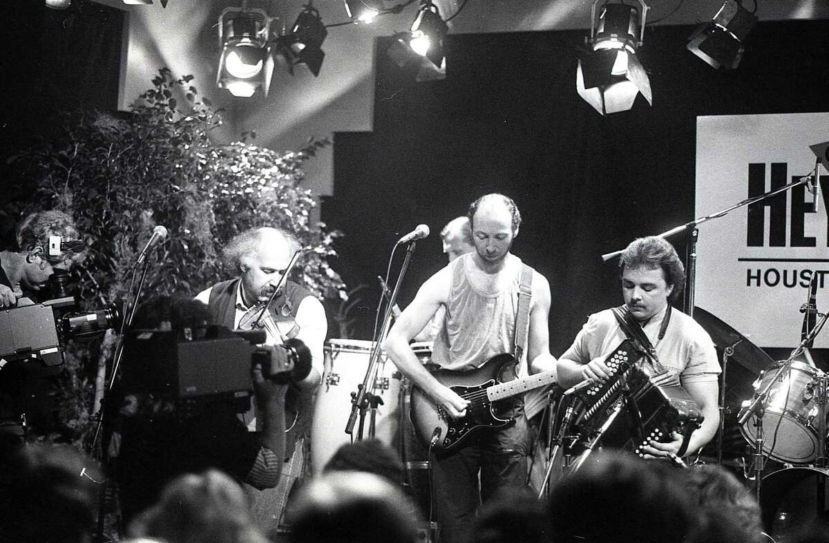 16 places you went shopping for clothes in the '80s, '90s that no