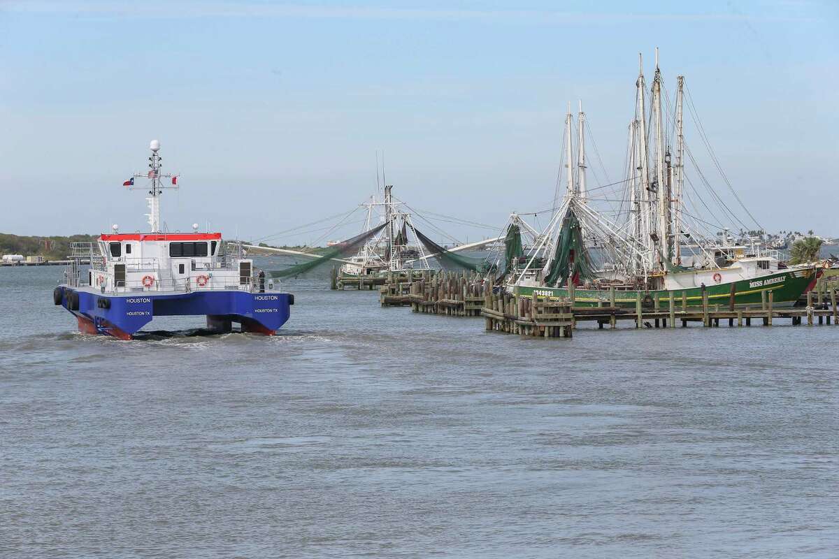 Pilots new boats to the Houston Ship Channel