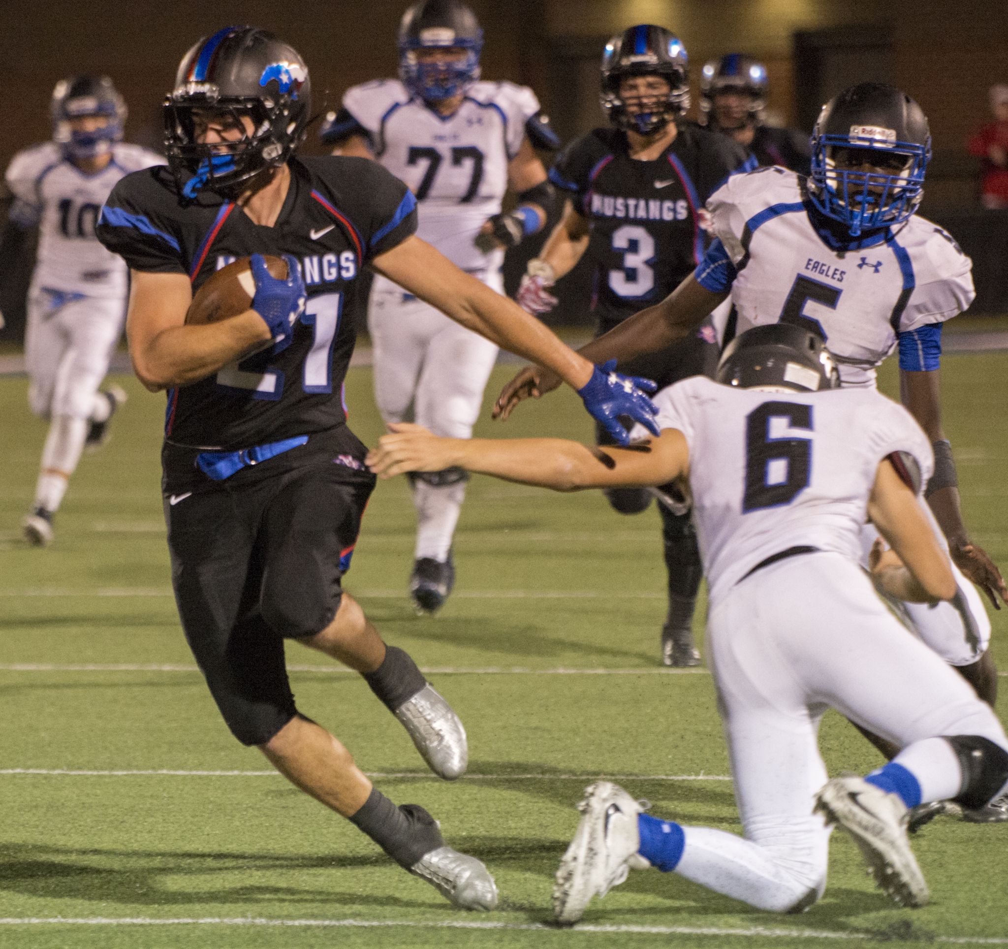 AREA PLAYER OF THE WEEK MCS’ Crews runs wild in his impromptu QB debut