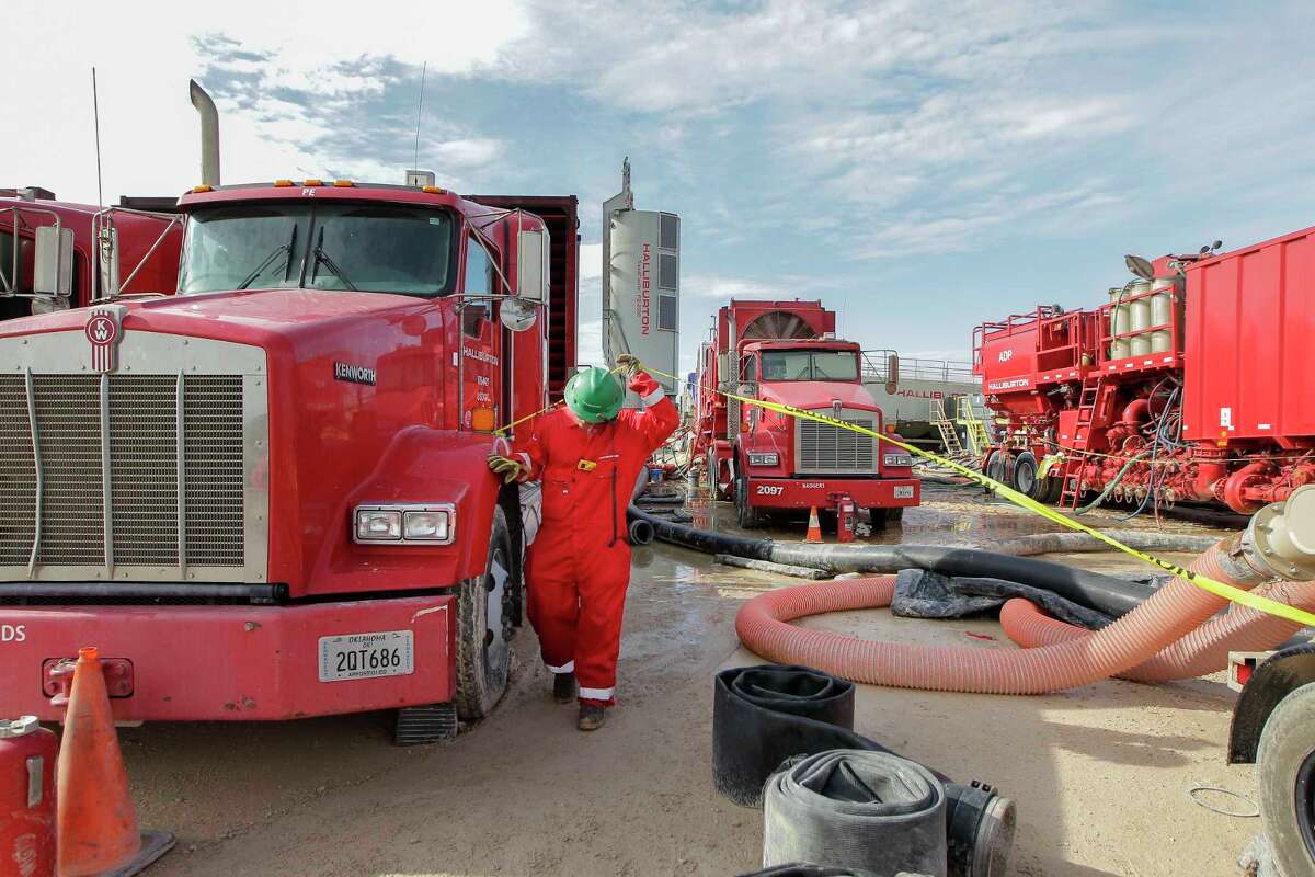 Labor shortage weighs on oil industry recovery