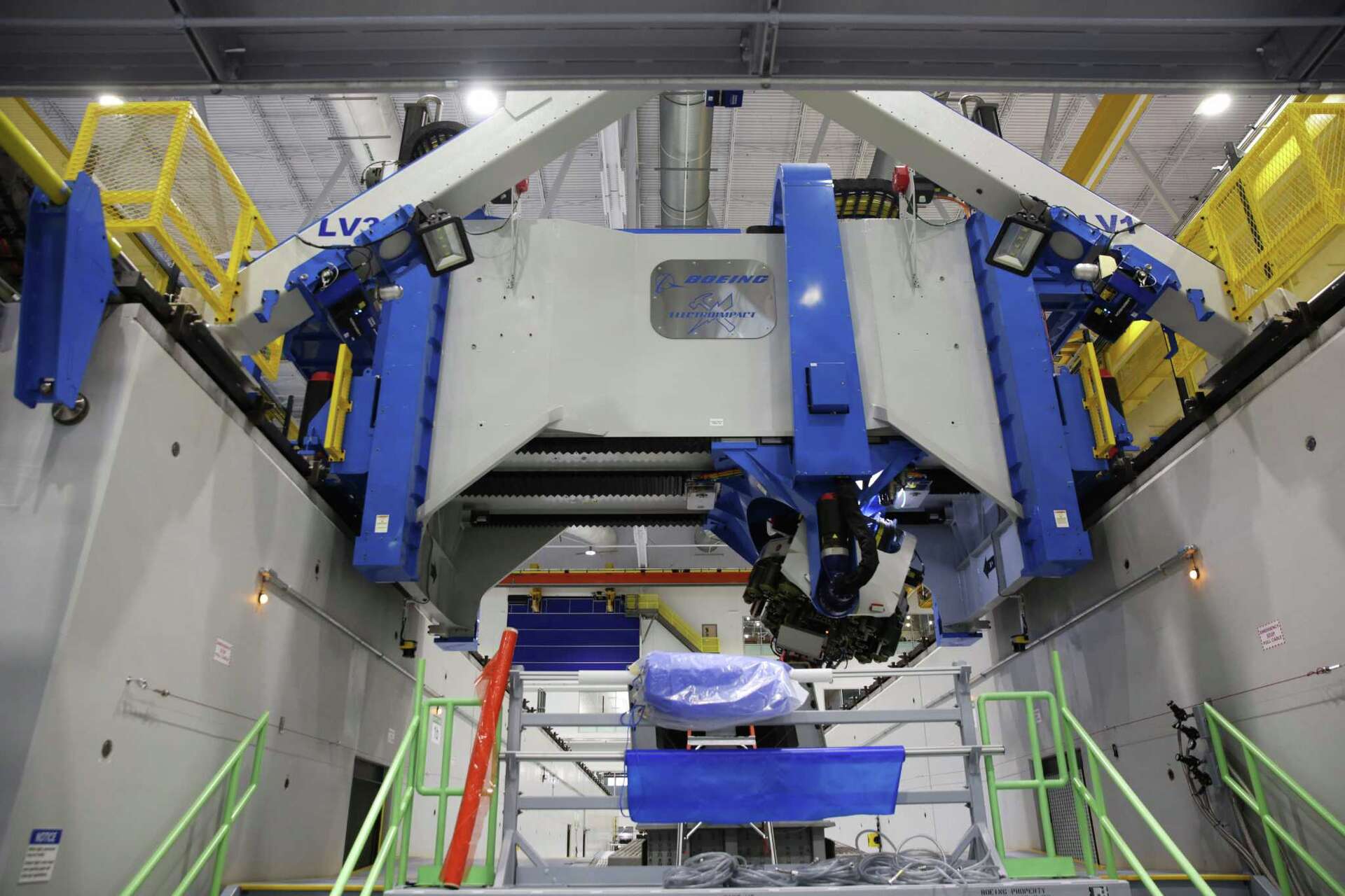 Boeing begins work on first 777X advanced airliner