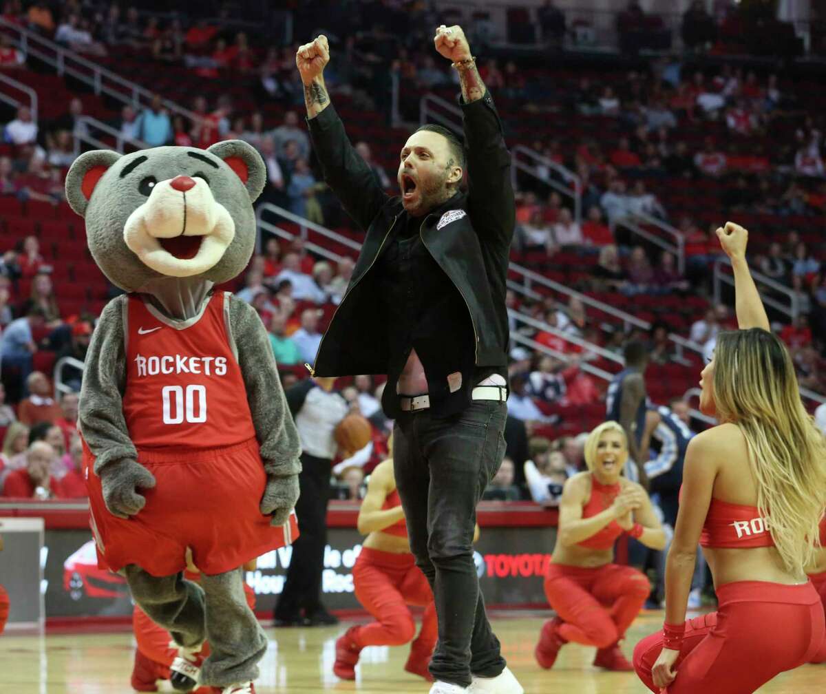 HOUSTON ROCKETS' "FIRST SHOT" PARTICIPANTS Oct. 23, 2017 Justin Furstenfeld, Blue October frontman Made it Rockets lost to the Grizzlies, 98-90
