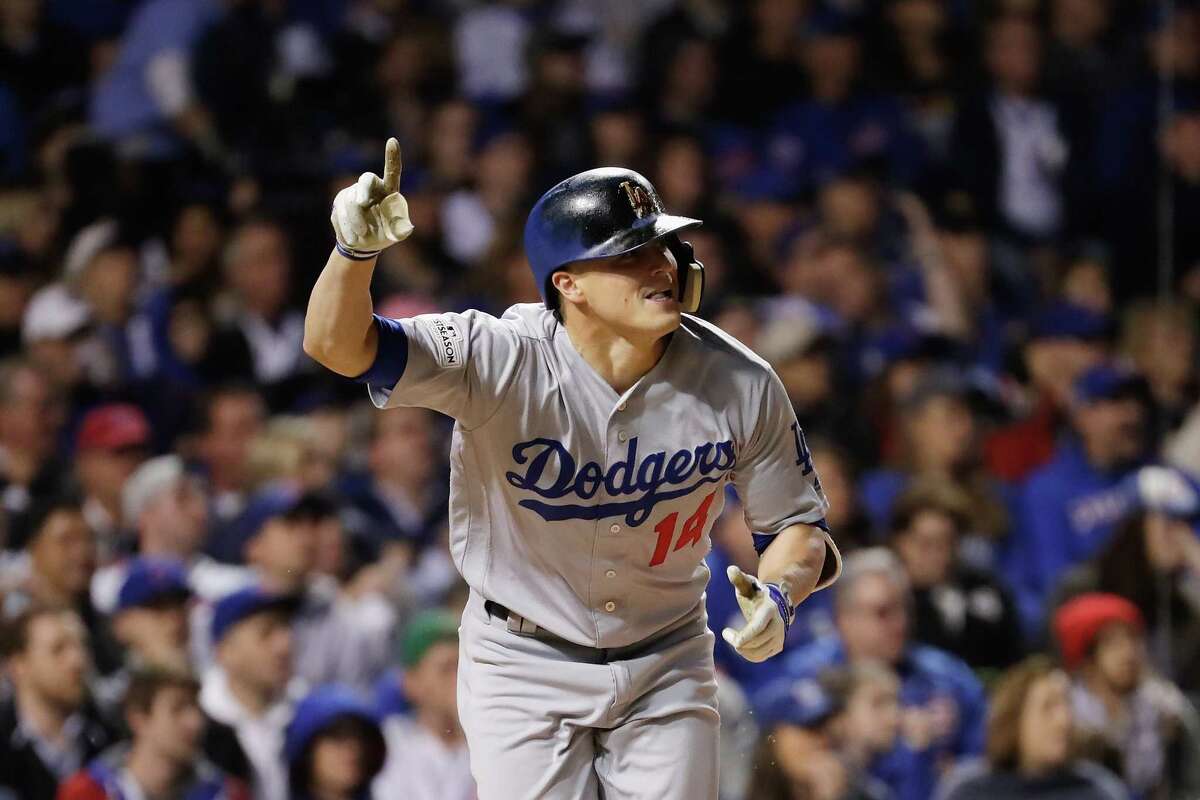 Dodgers' Enrique Hernandez shares hurricane bond with Astros