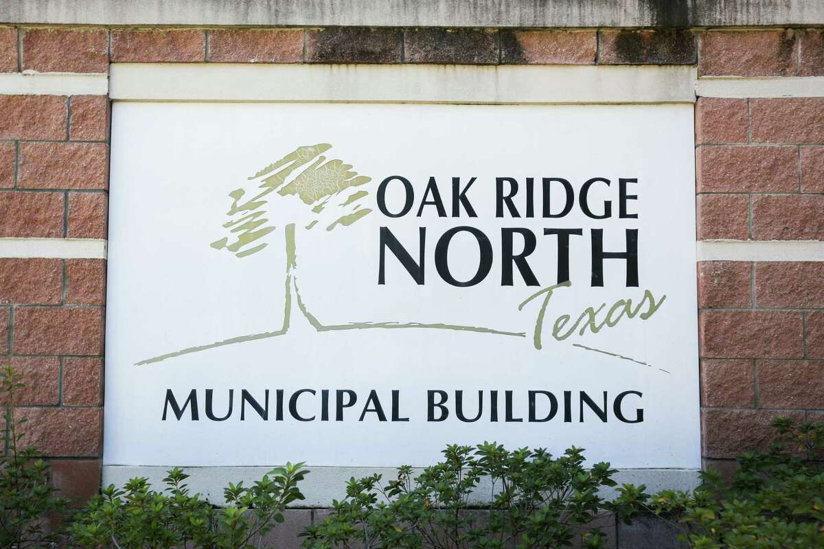 The Oak Ridge North Municipal Building is pictured on Monday, Oct. 23, 2017.