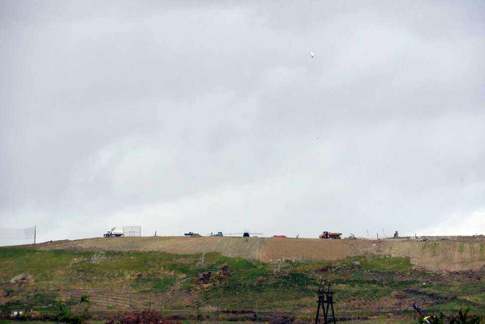 Colonie landfill may face pressure to close