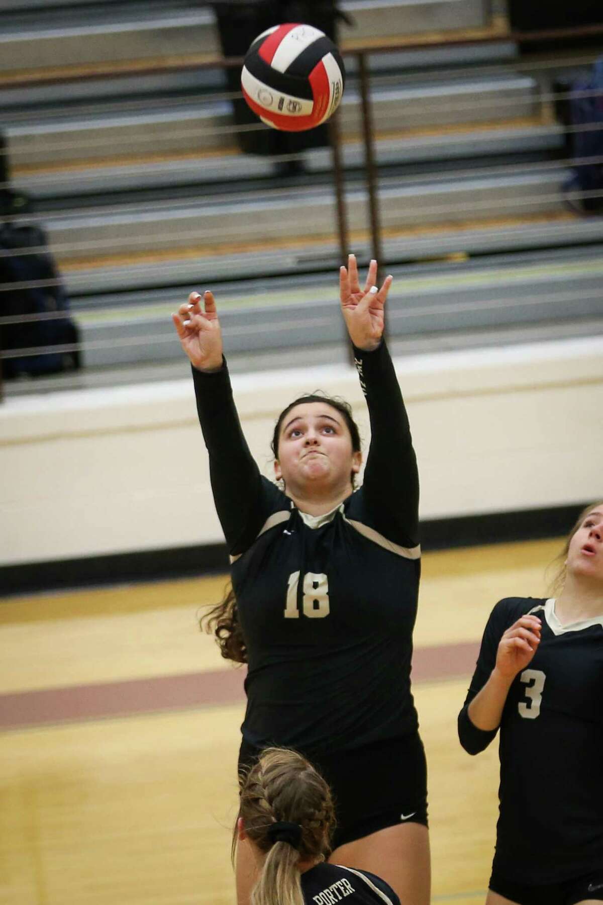 VOLLEYBALL: Porter completes season sweep of New Caney