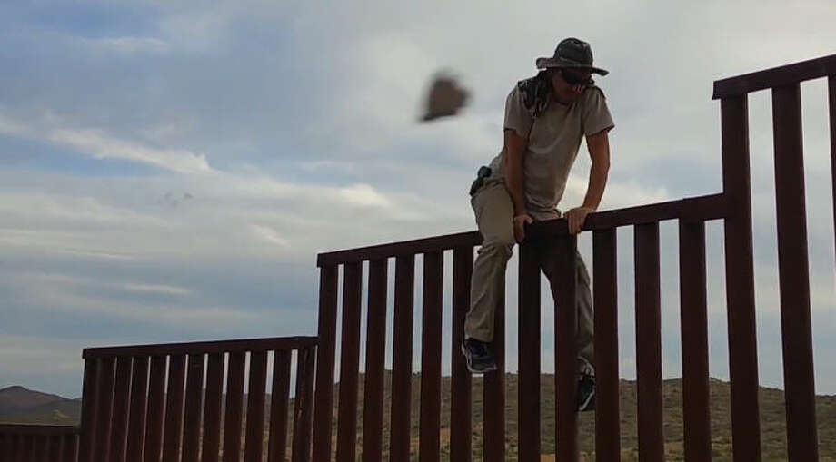 Video Man proves how easy it is getting past USMexico border wall Houston Chronicle
