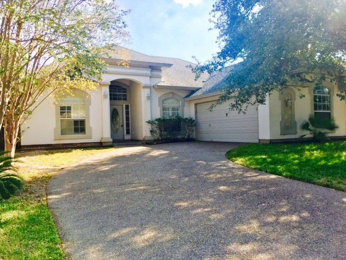 What 2,000 in rent gets you around Laredo