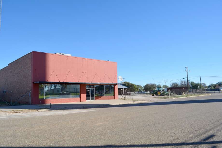 Hale Center’s strays moving into town Plainview Herald