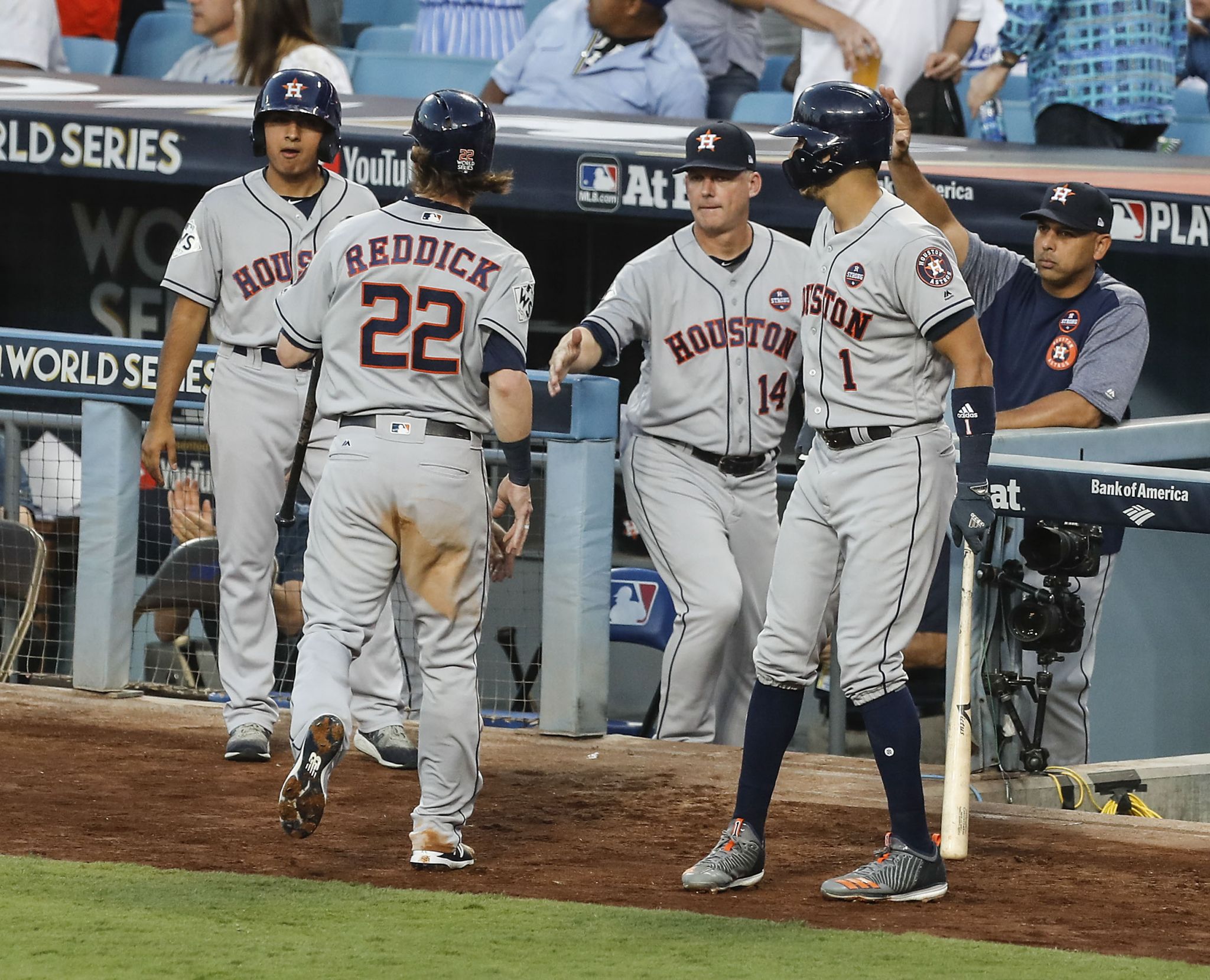 Astros manager A.J. Hinch denies hotel altercation