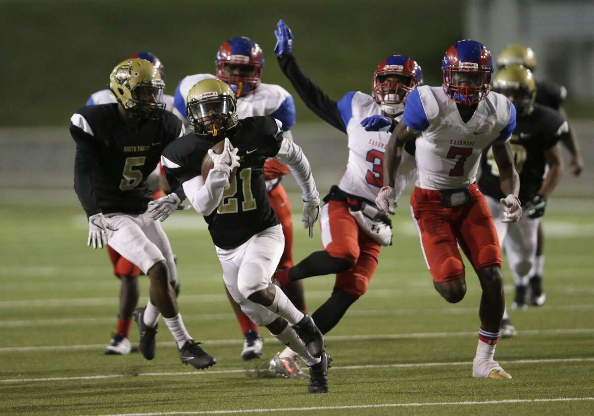 North Forest downs Kashmere to improve to 60
