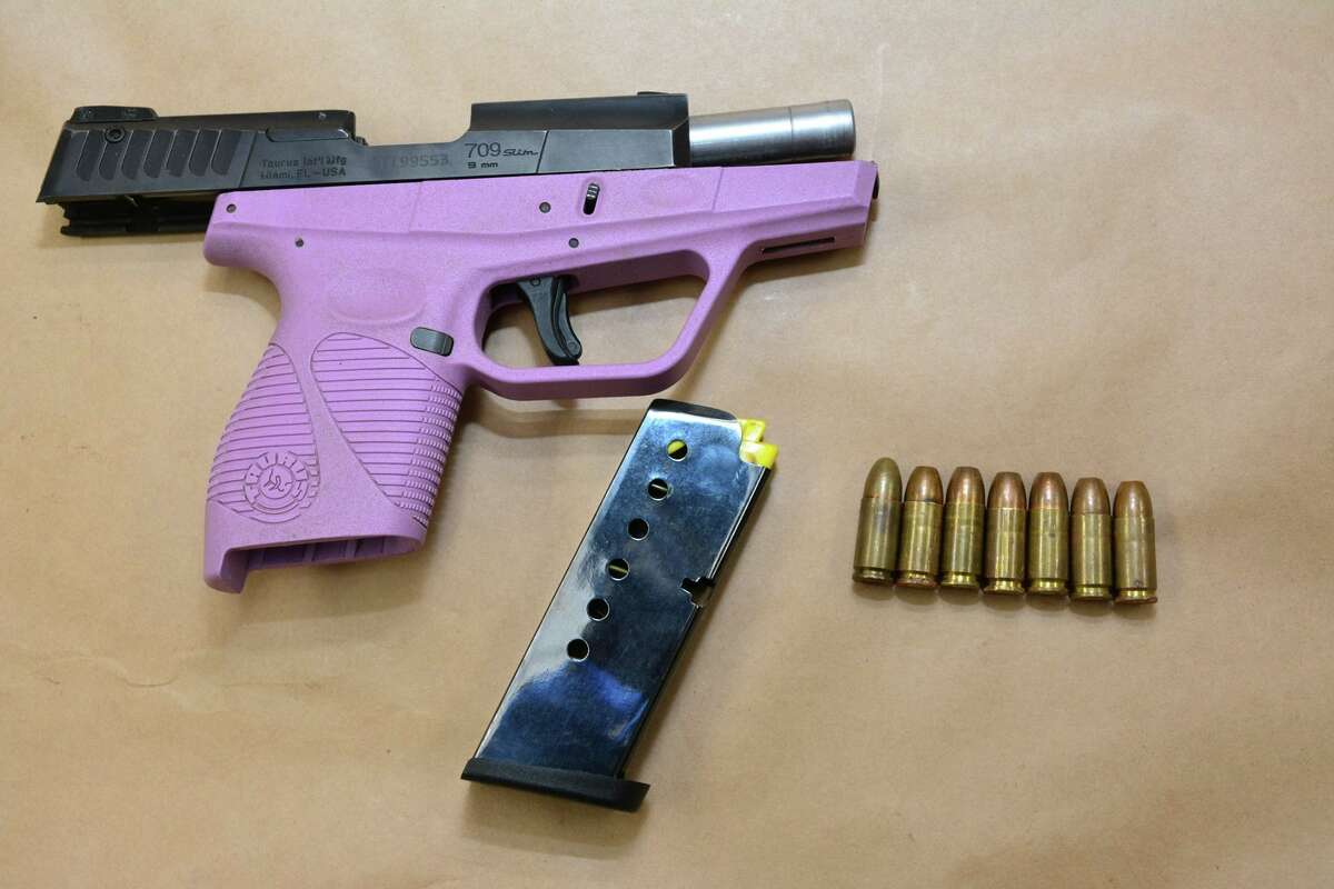 The internet is loving a mugshot of a female Californian suspected gang