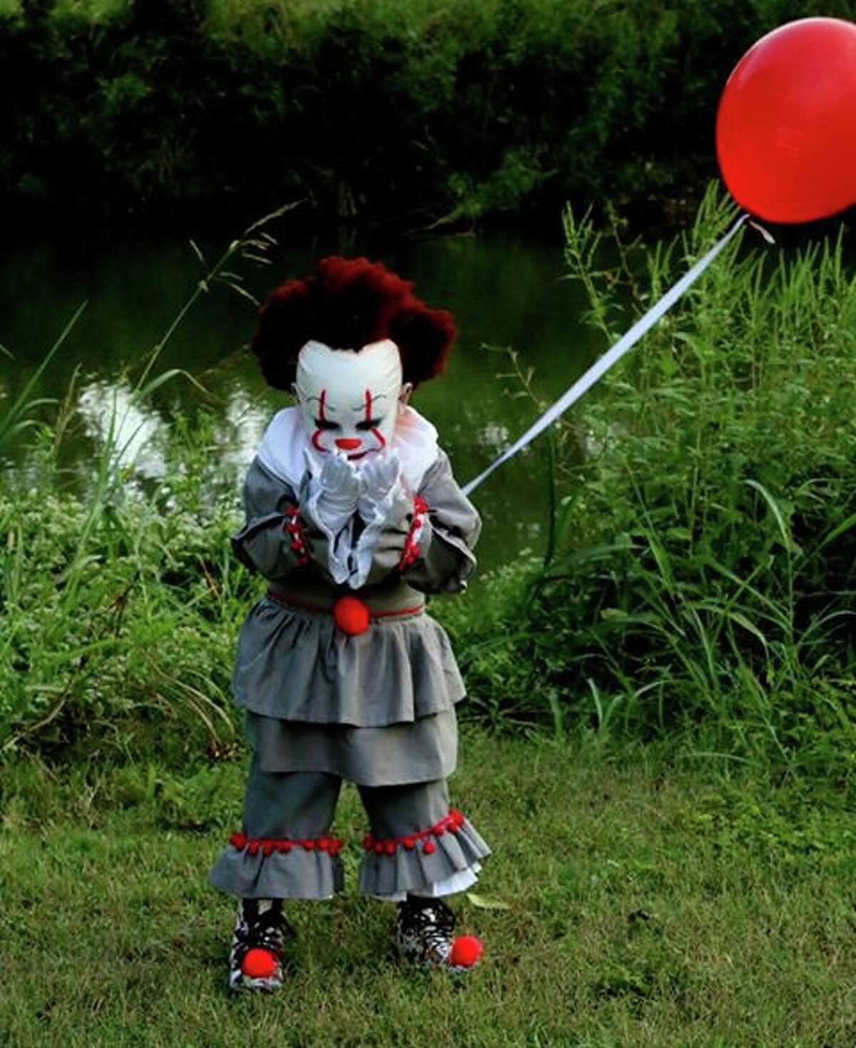 S.A. 4-year-old's Pennywise costume is winning hearts, contests