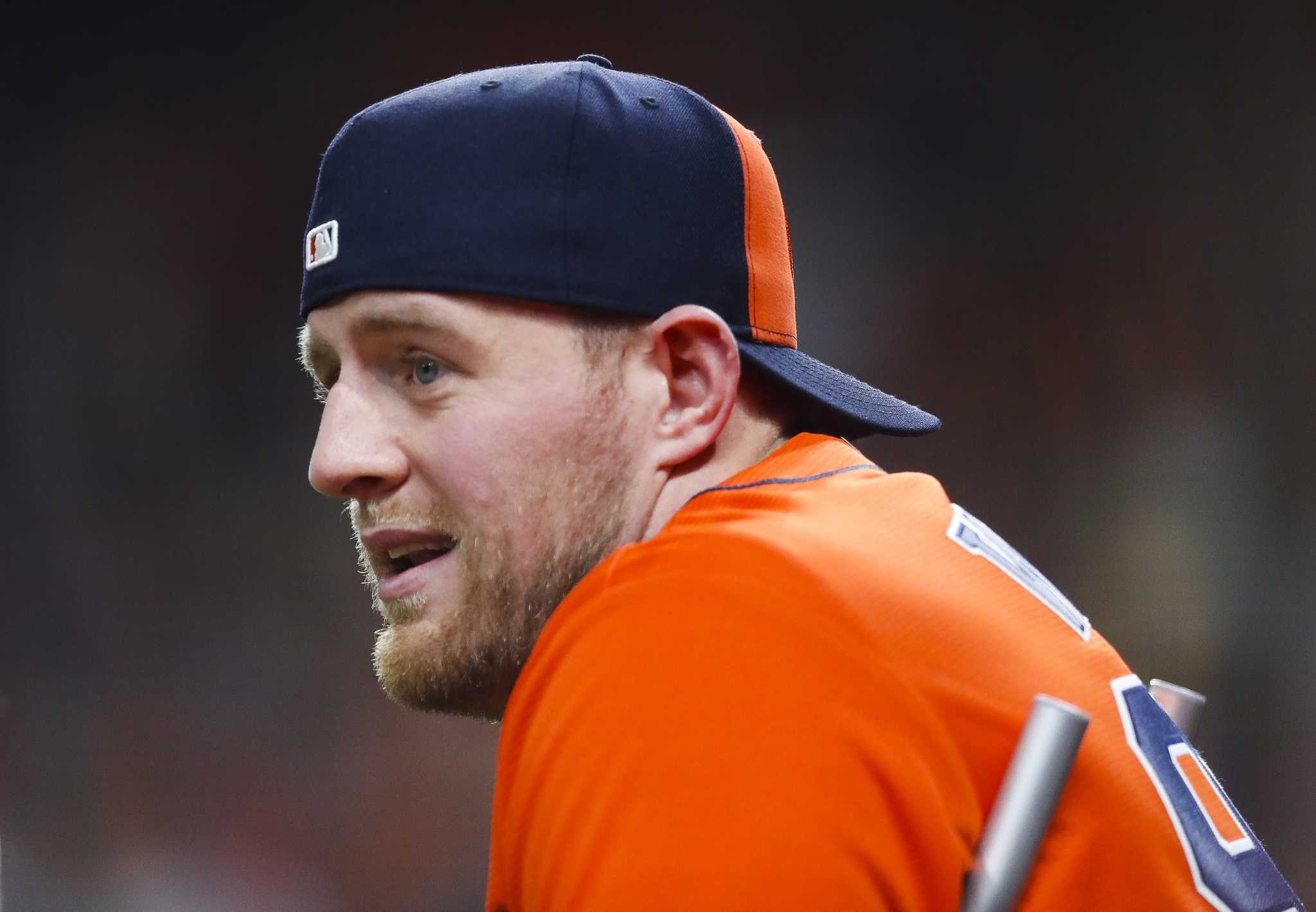 J.J. Watt will throw out first pitch in Game 3 at Minute Maid