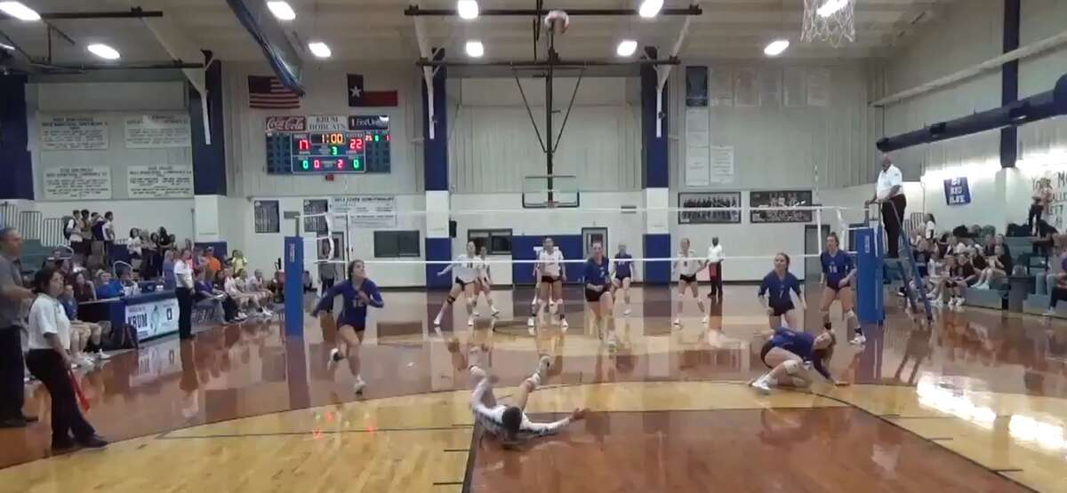 Decatur High School volleyball player Autumn Finney pulled off an unbelievable return that is being hailed as "superhuman" by some sports news outlets.