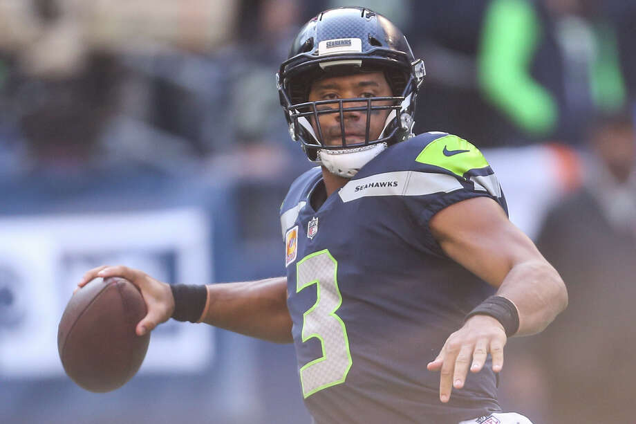 Russell Wilson wins QB duel vs. Deshaun Watson - seattlepi.com