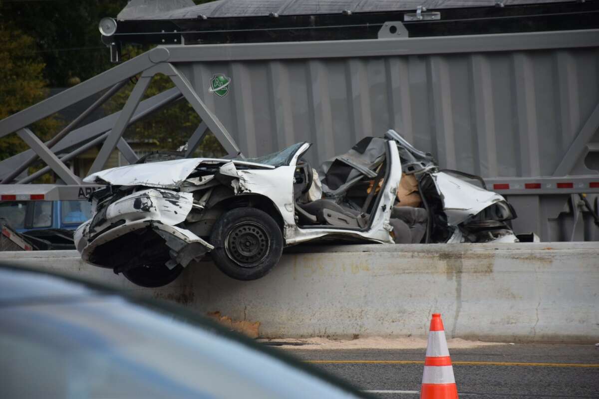 Fatal accident involving tractortrailer closes multiple Fatal accident involving tractortrailer closes multiple