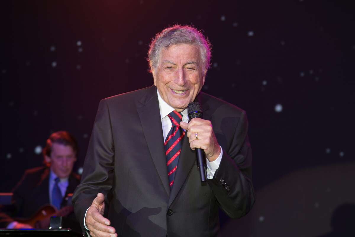 Tony Bennett headlined the Multiple Myeloma Research Foundation Fall Gala on October 28, 2017 at the Hyatt Regency Greenwich. The event honored Avery and Monte Lipman and Ryan Anthony. Actor James Naughton was the master of ceremonies. Were you SEEN?