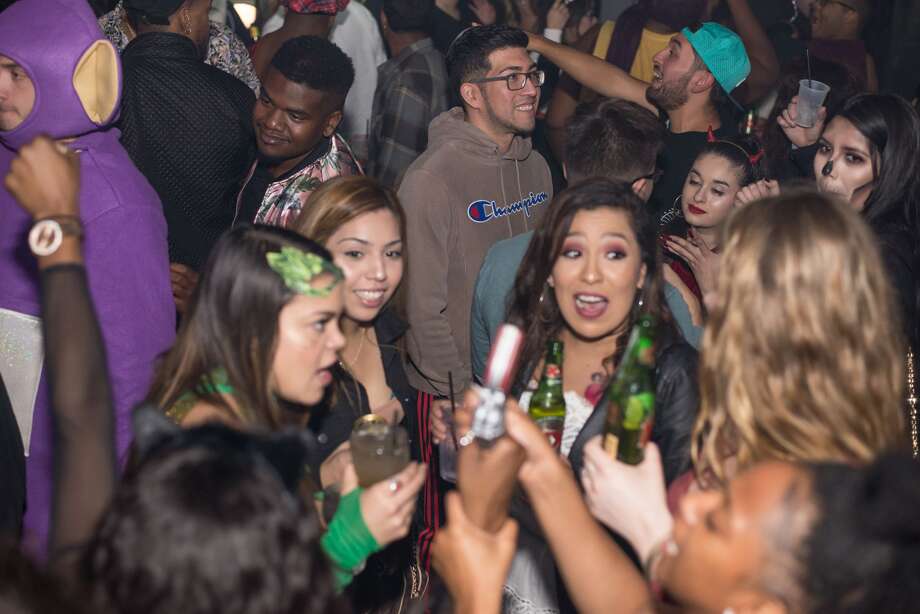 Here's what Yelp reviewers think of San Antonio's lounges, dance clubs San Antonio ExpressNews