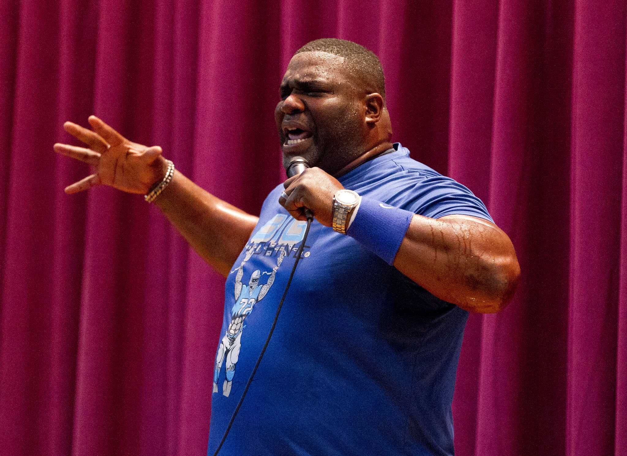 Ex Nfl Player Wyman Teaches Conroe Students About Choices