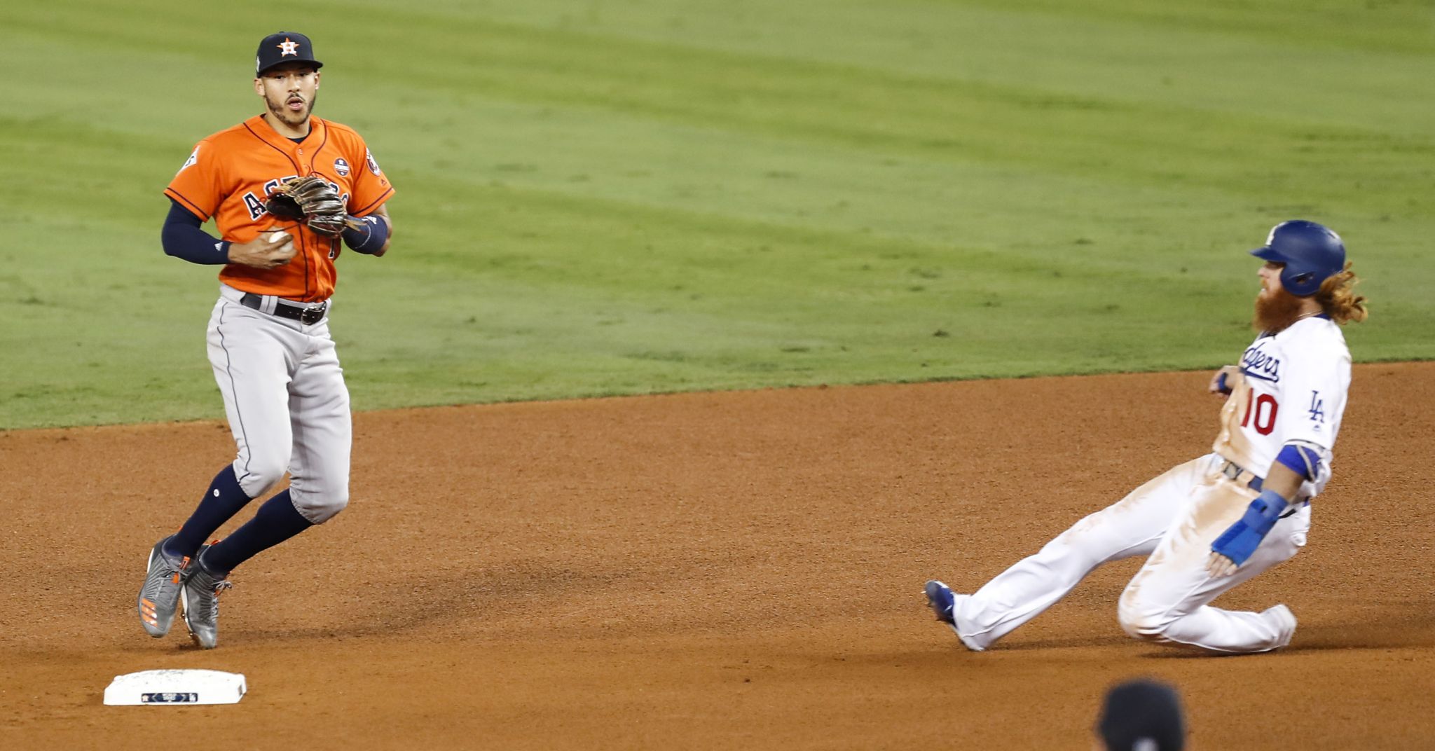 On the mound for two playoff Game 7s, Charlie Morton won the World Series  with Houston