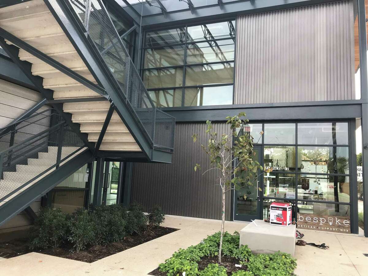 Heights Mercantile, a new retail center on 7th Street between Heights and Yale, combines new construction and renovated bungalows alongside the White Oak hike and bike trail.
