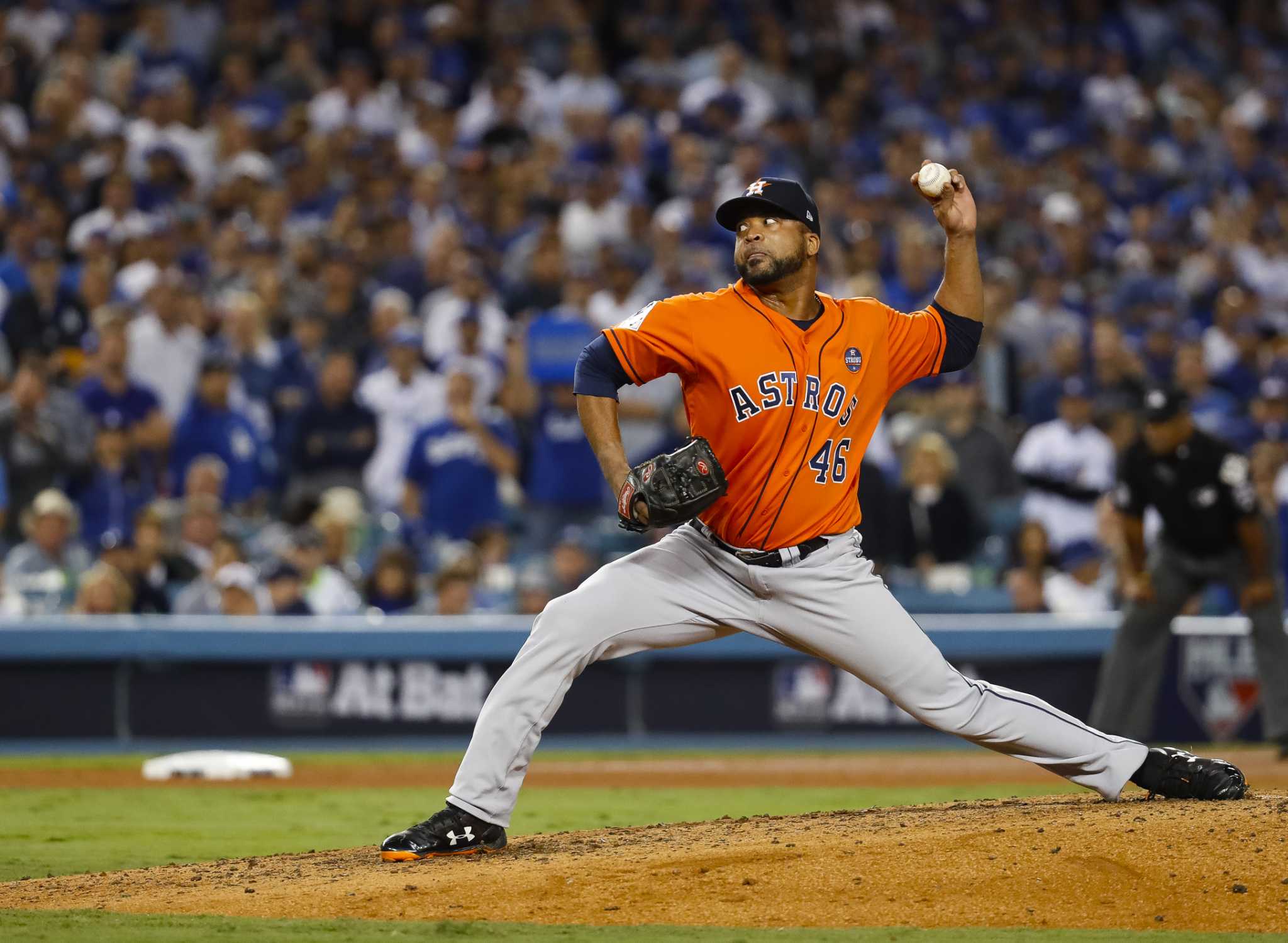 Rockies get reliever Wilton Lopez from Astros in trade