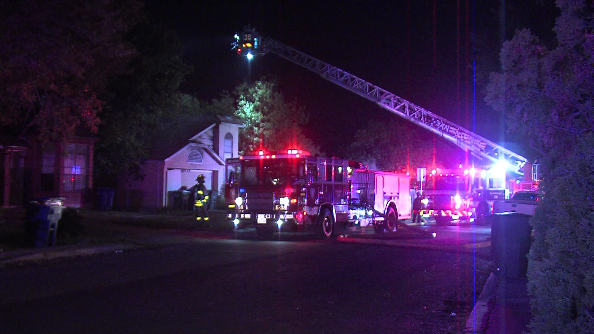 Arson units investigating fire at abandoned NE Side home