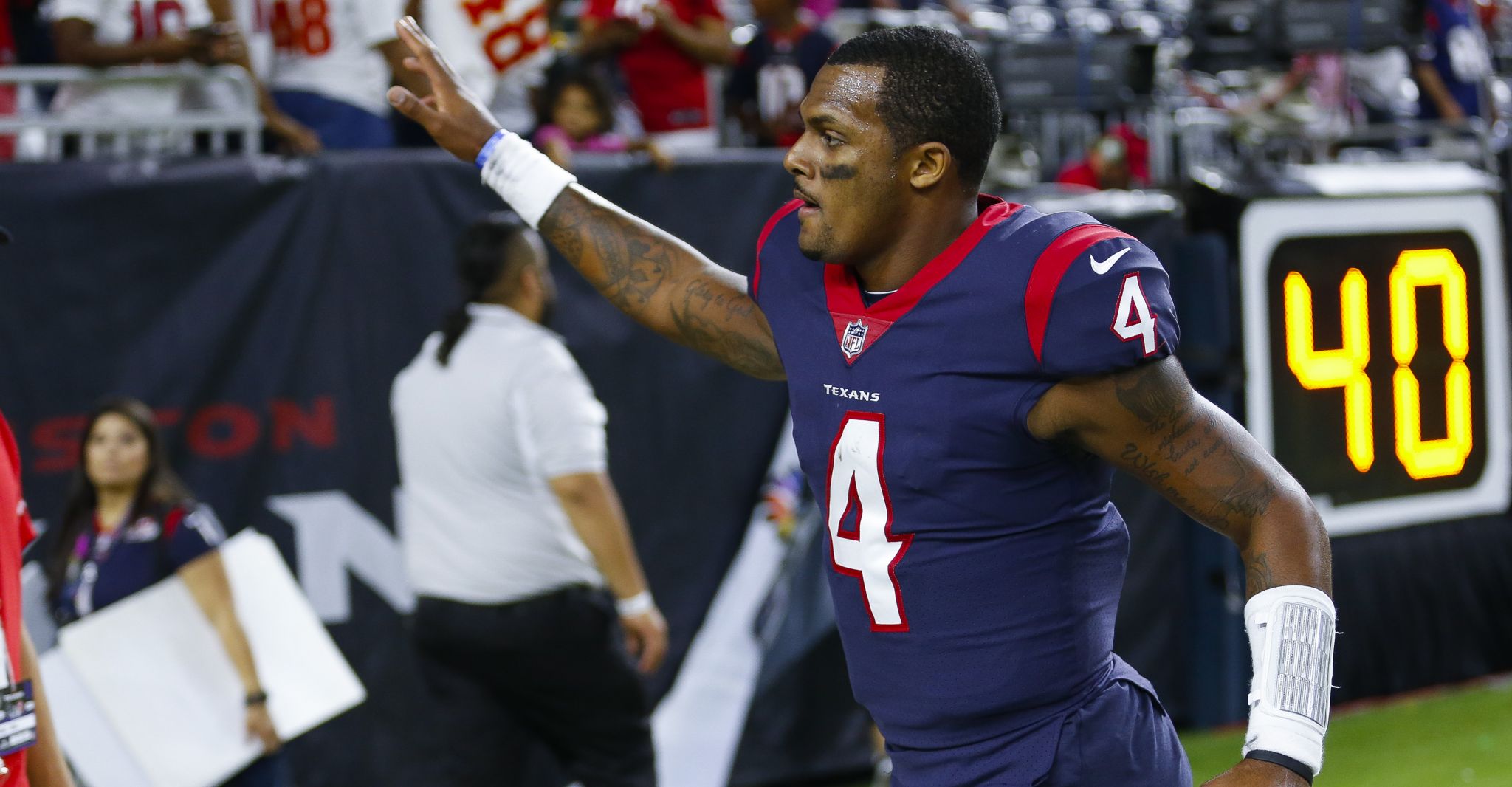 Deshaun Watson named AFC Offensive Player of the Month