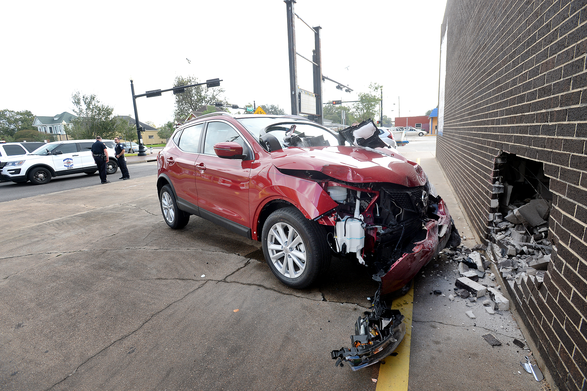 Driver crashes into Cocomo Joe s