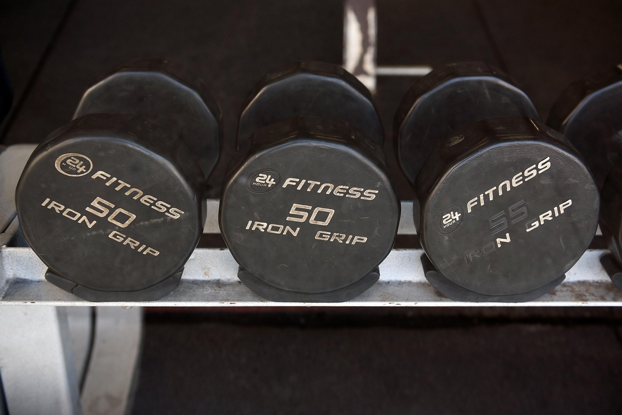 24 Hour Fitness Settles Claims It