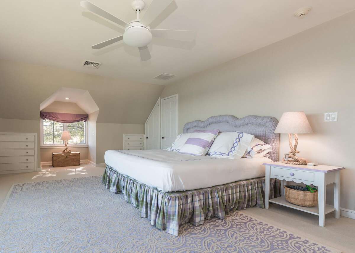 More luxury homes hit the auction block